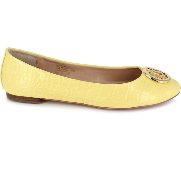 Nanette Nanette Lepore Women's Flat - Picture 2 of 5